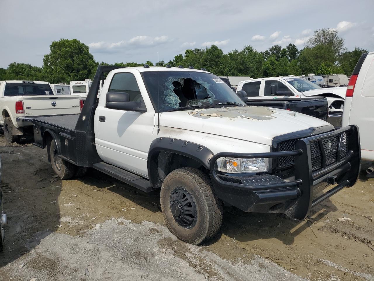 Lot #3266947039 1996 DODGE RAM 3500