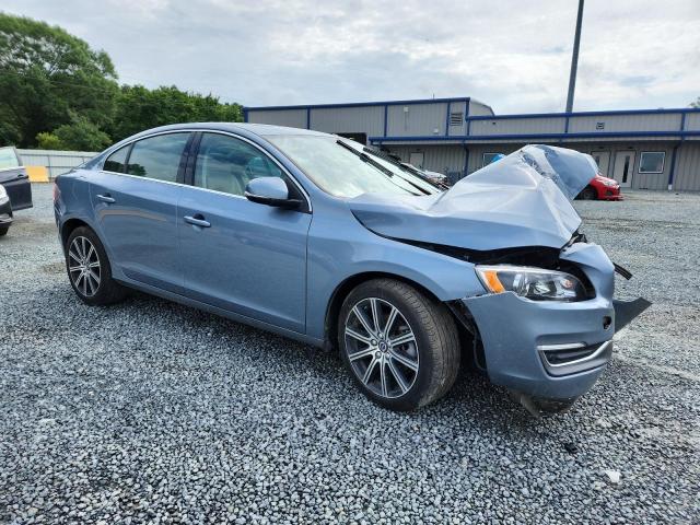 Vin: lyv402hk6hb147960, lot: 61054175, volvo s60 premier 20174