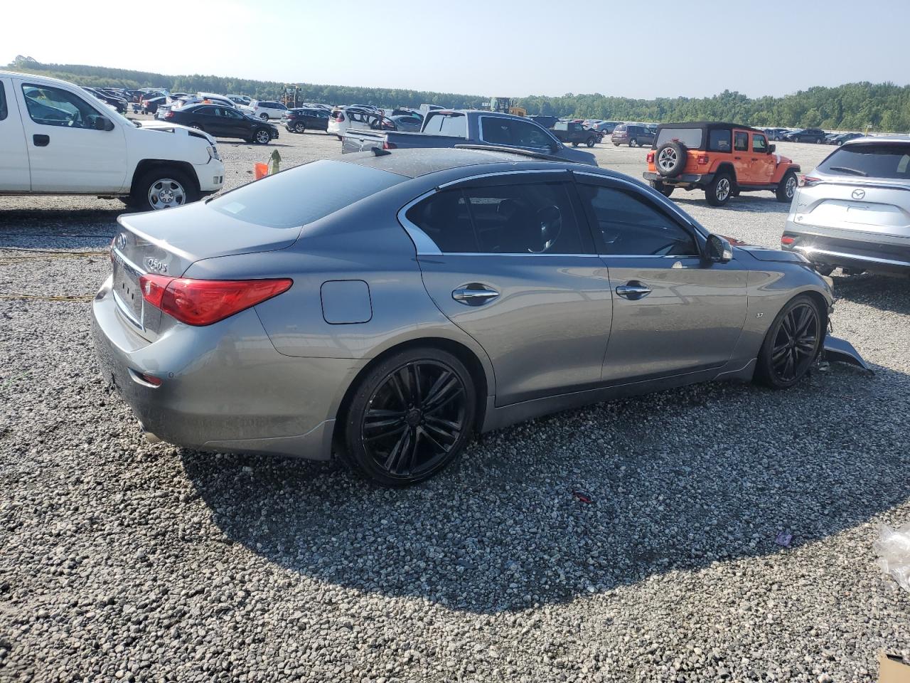INFINITI Q50 BASE
