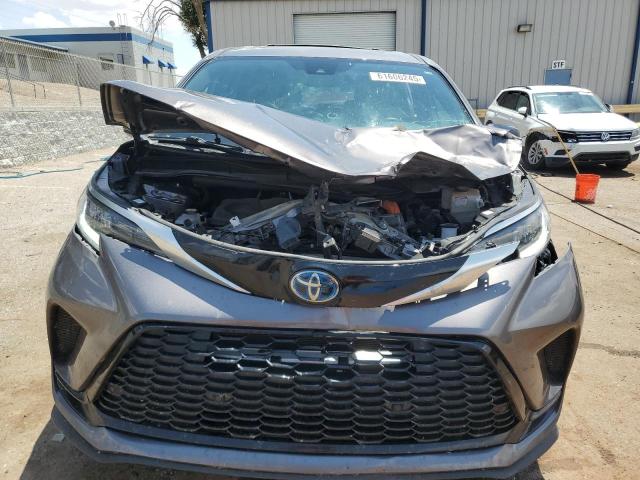 2022 TOYOTA SIENNA XSE 5TDXSKFCXNS057297
