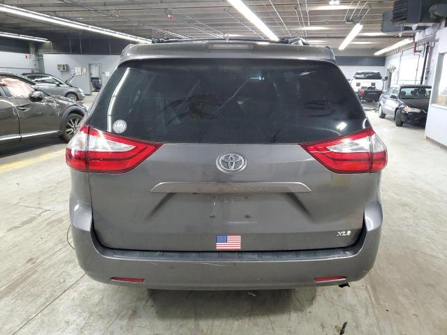 2018 TOYOTA SIENNA XLE 5TDYZ3DC7JS924089