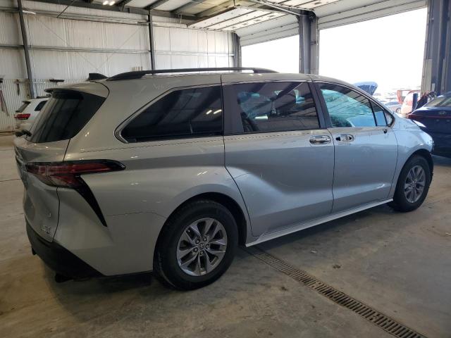 2021 TOYOTA SIENNA XLE 5TDYRKEC3MS027297