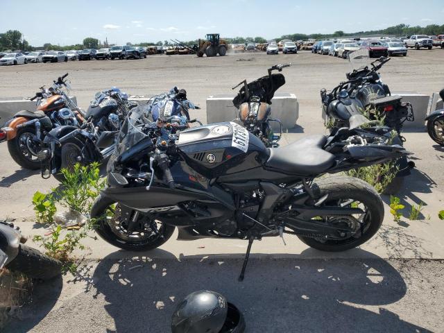 YAMAHA YZFR7 2024 black  gas JYARM38E4RA009767 photo #4