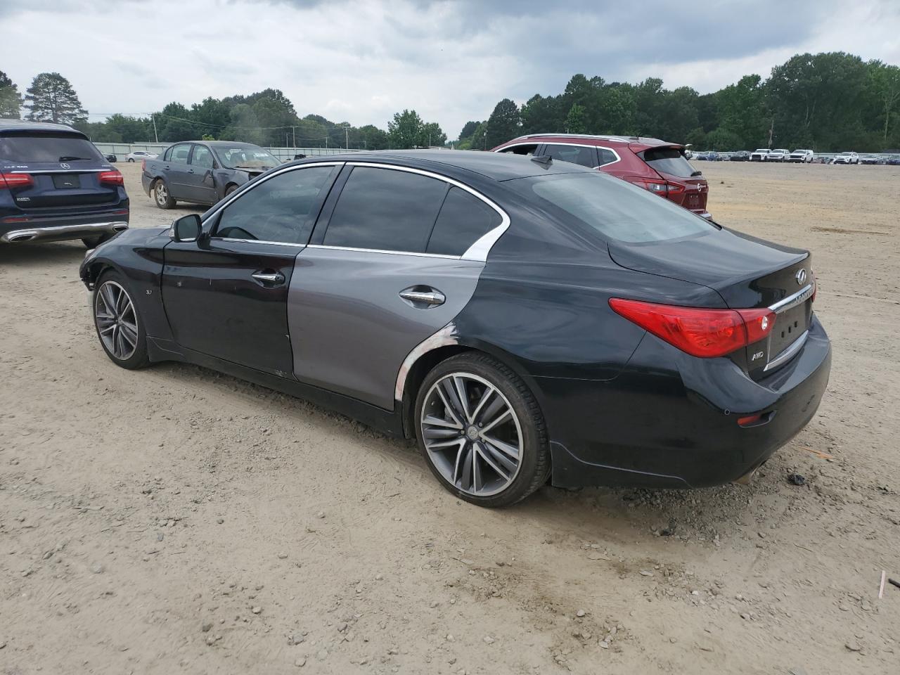 INFINITI Q50 2015