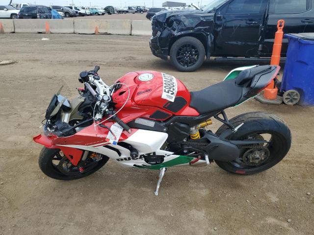 DUCATI PANIGALE V 2023 red  gas ZDMDAGWW4PB006311 photo #4