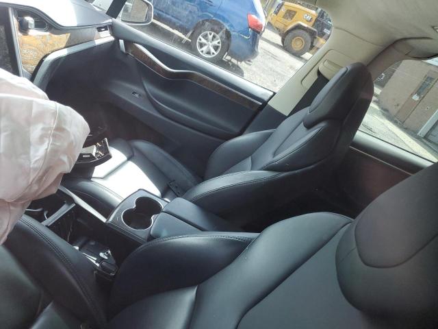 2018 TESLA MODEL X 5YJXCAE25JF091422