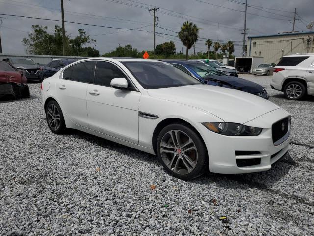 Vin: sajad4bv7ha955863, lot: 59800935, jaguar xe premium 20174