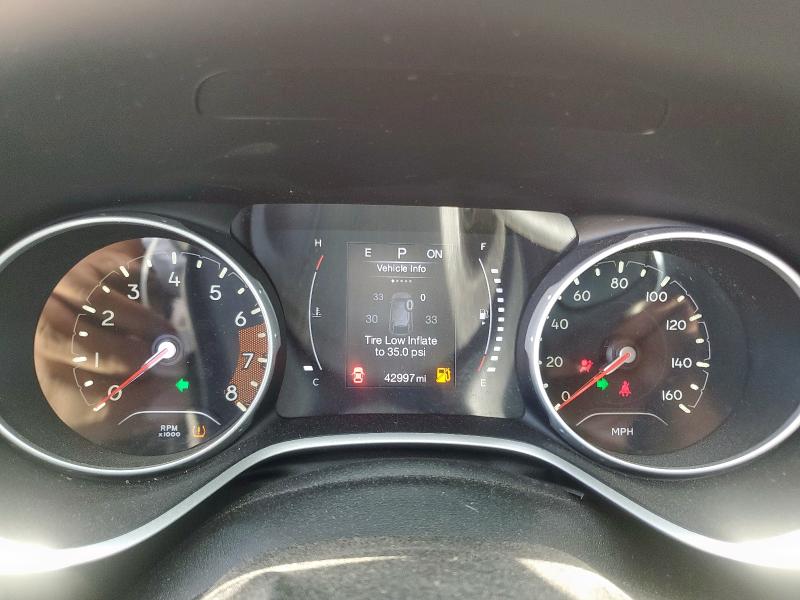 2017 JEEP COMPASS LA - 3C4NJCBB7HT652700