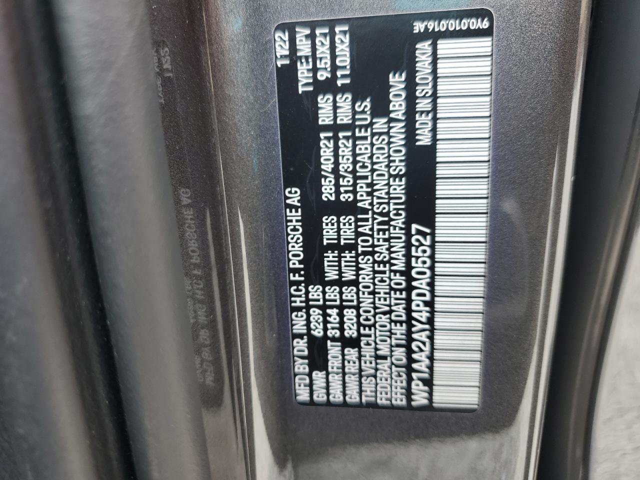 PORSCHE CAYENNE BASE