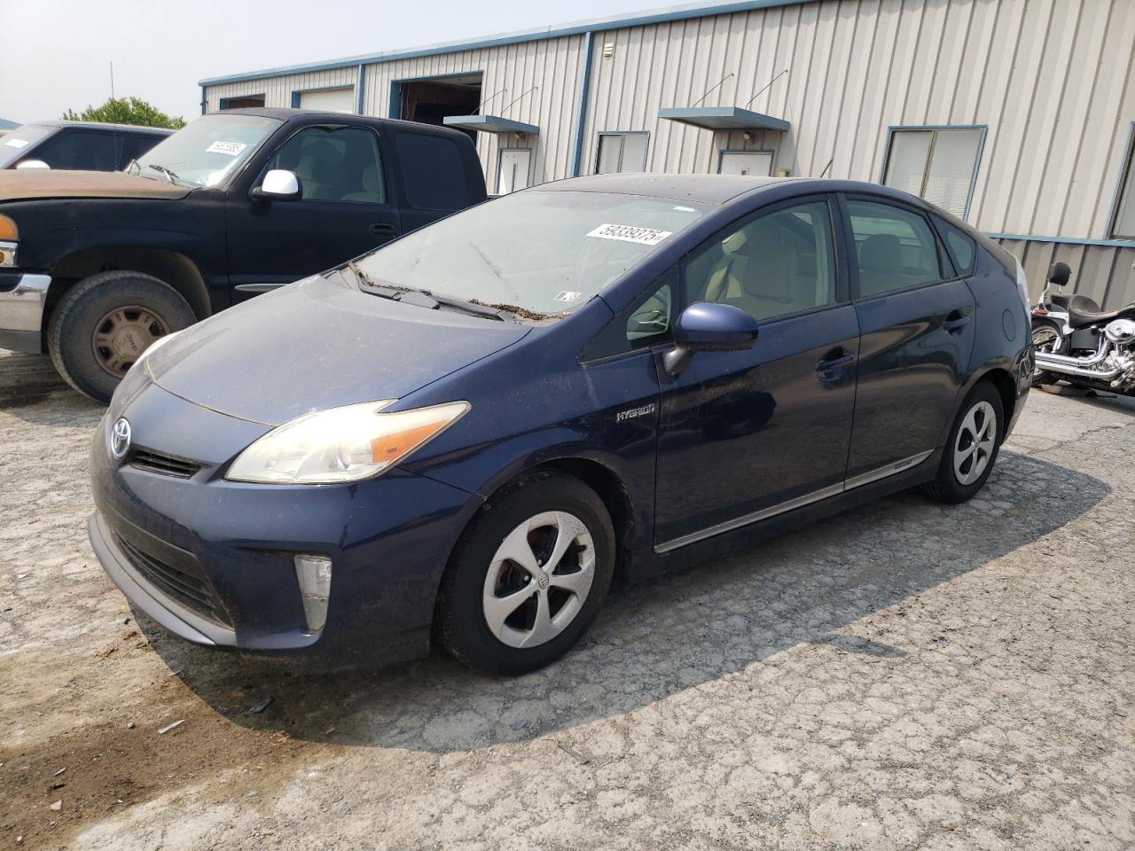 TOYOTA PRIUS