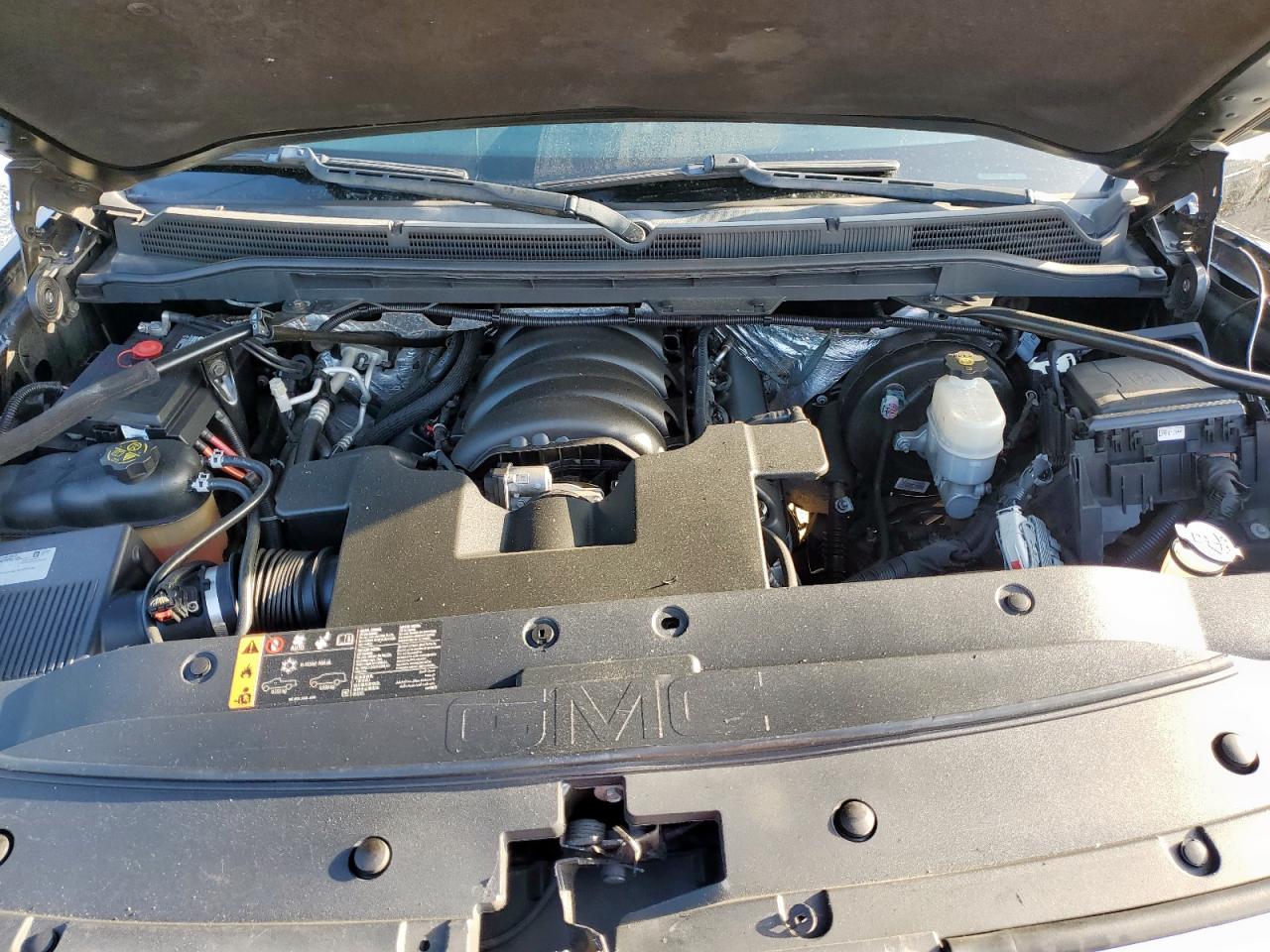 GMC SIERRA C1500 SLT