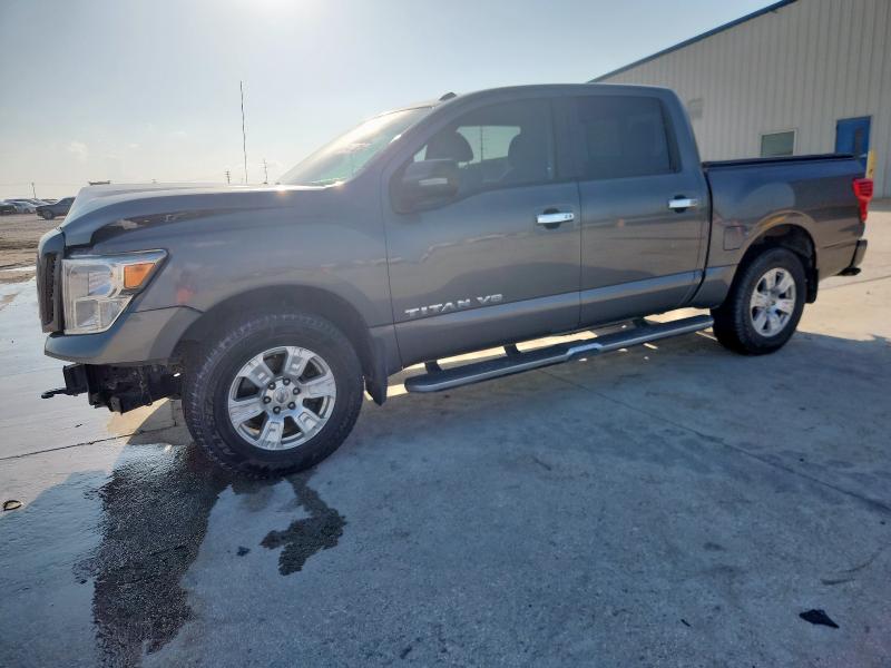 NISSAN TITAN SV