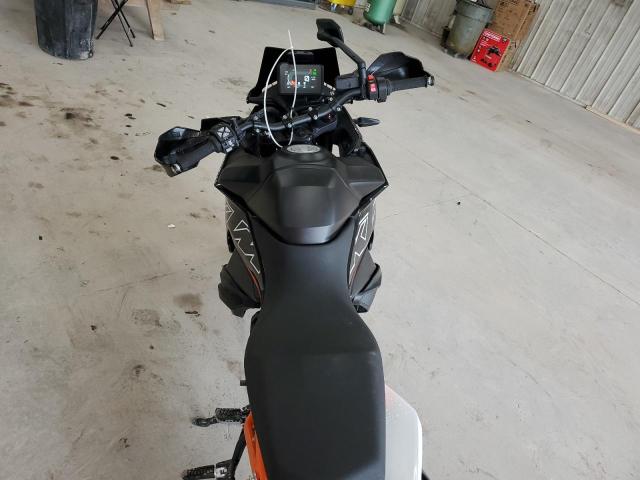 2024 KTM 890 ADVENT VBKTS6407RM879893