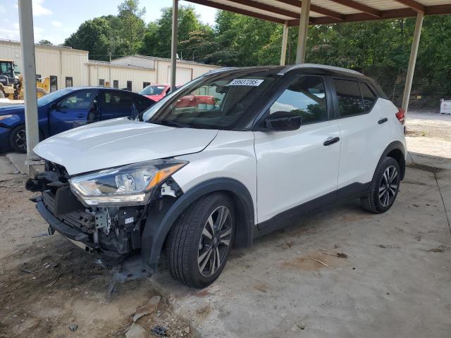 NISSAN KICKS S