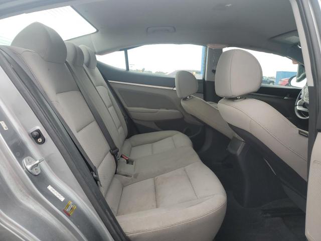 2019 HYUNDAI ELANTRA SE KMHD84LF7KU768633