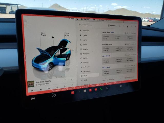 2024 TESLA MODEL Y - 7SAYGDEE9RA235022