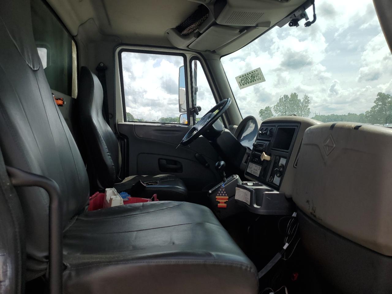 Lot #3198875093 2012 INTERNATIONAL 4000 4300