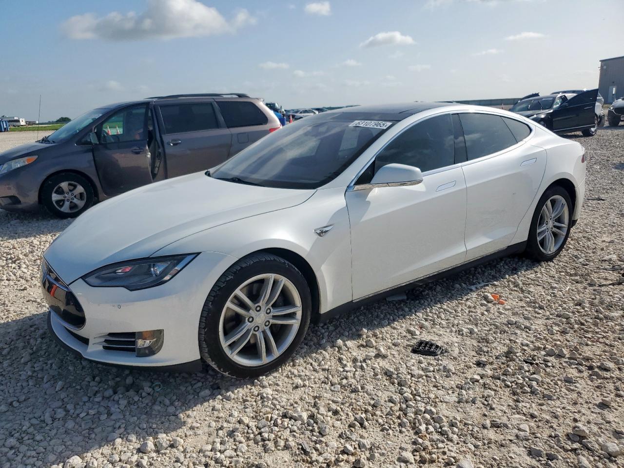 TESLA MODEL S