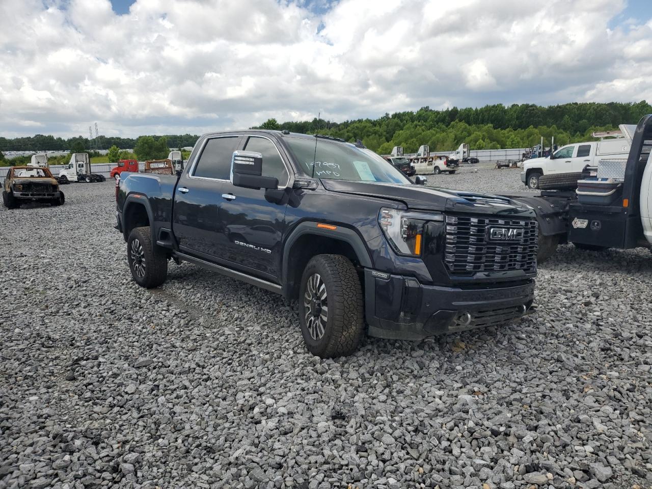 GMC SIERRA K2500 DENALI ULTIMATE