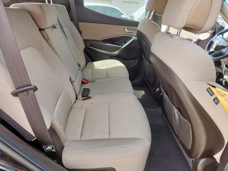 2018 HYUNDAI SANTA FE S - 5XYZU3LB4JG570198
