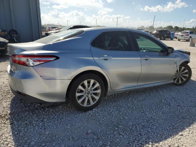 Vin: 4t1b11hk3ju674912, lot: 61021475, toyota camry l 20183