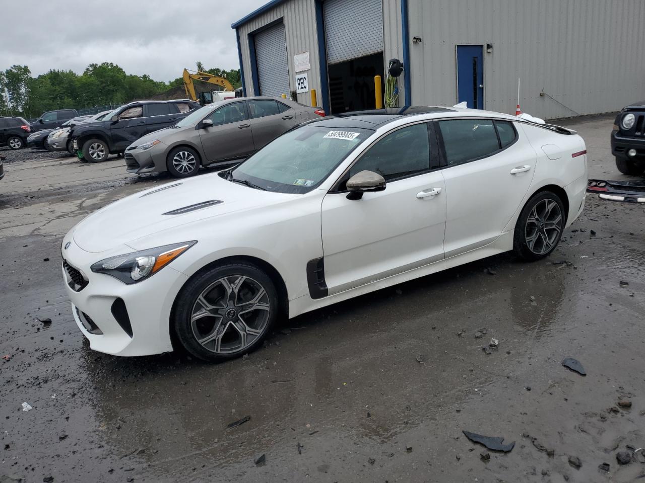 KIA STINGER
