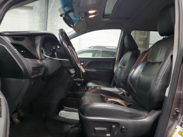 2016 TOYOTA SIENNA SE 5TDXK3DC8GS707465