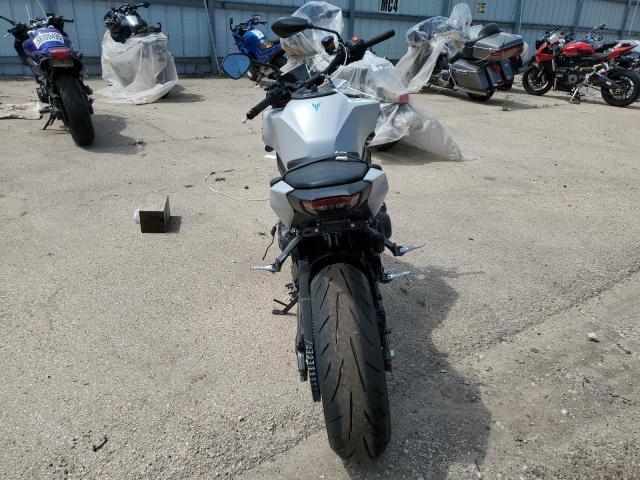 2025 YAMAHA MT09 JYARN94E4SA002281