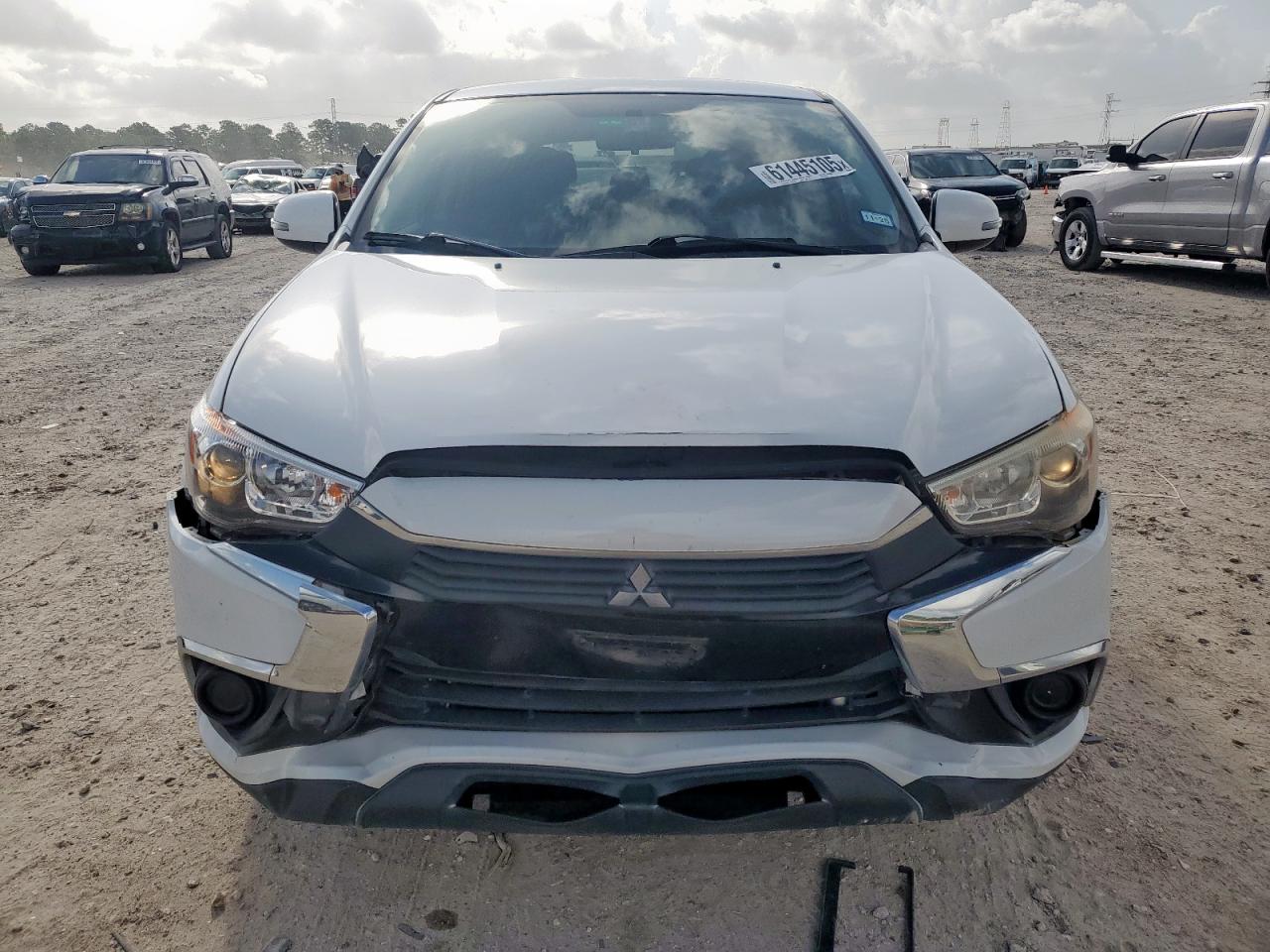 Mitsubishi Outlander 2016