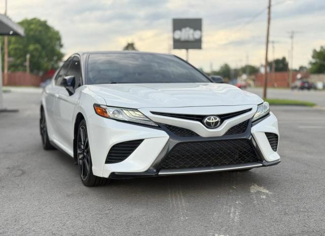Vin: 4t1b61hk2ku215521, lot: 61309695, toyota camry xse 2019 img_1