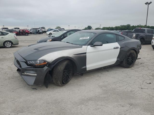FORD MUSTANG GT