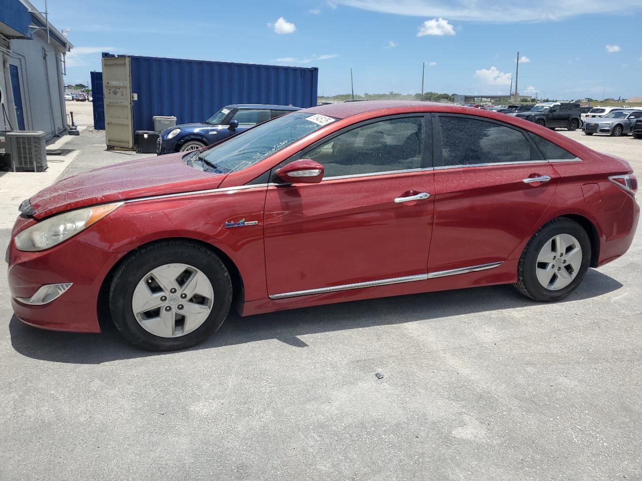 HYUNDAI SONATA HYBRID