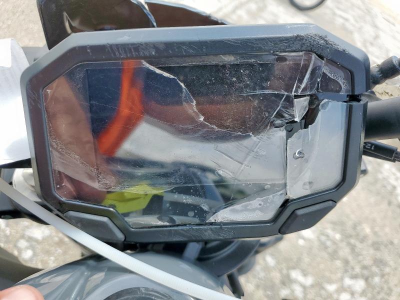 2024 KAWASAKI ER650 P ML5EREP10RDAD3957