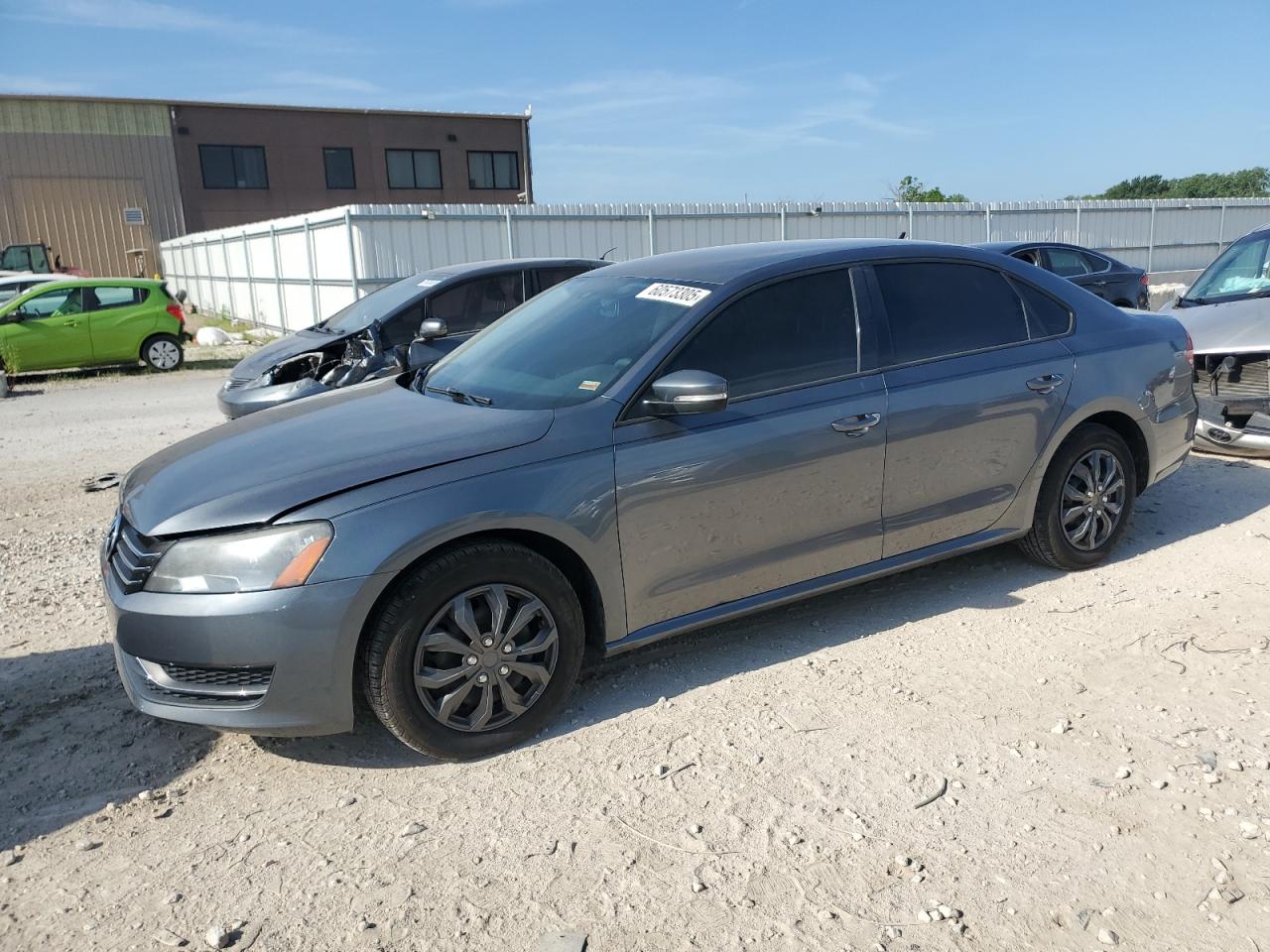 VOLKSWAGEN PASSAT S