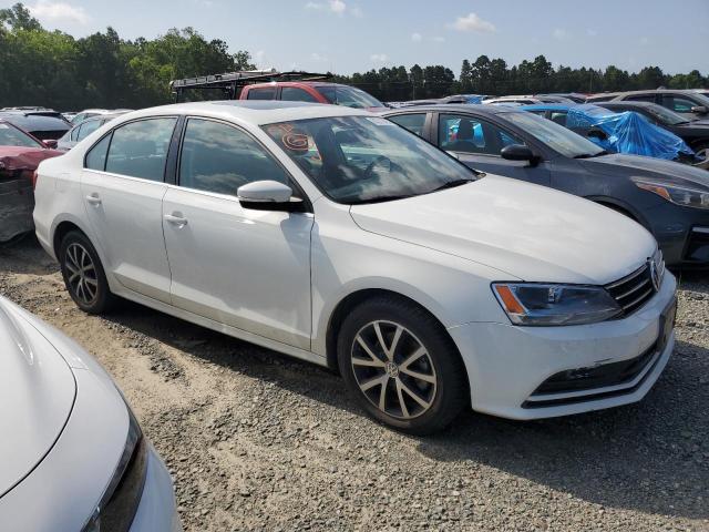 2017 VOLKSWAGEN JETTA SE - 3VWDB7AJ2HM404239