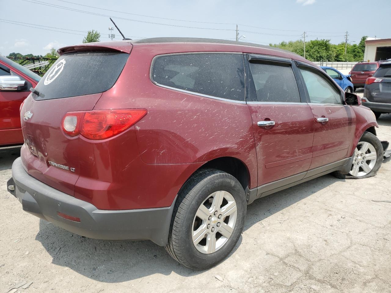 CHEVROLET TRAVERSE LT