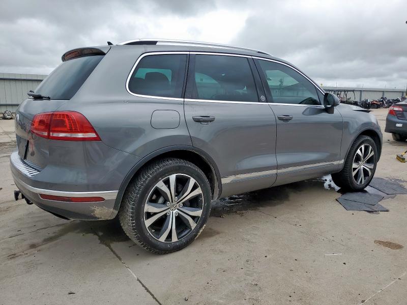 Vin: wvgrf7bp9hd001785, lot: 60787835, volkswagen touareg wolfsburg 20173