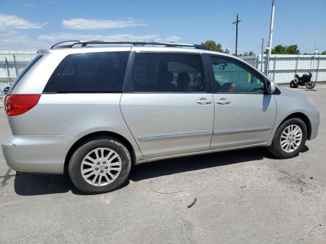 TOYOTA SIENNA XLE 2007 silver  gas 5TDBK22C17S003177 photo #4