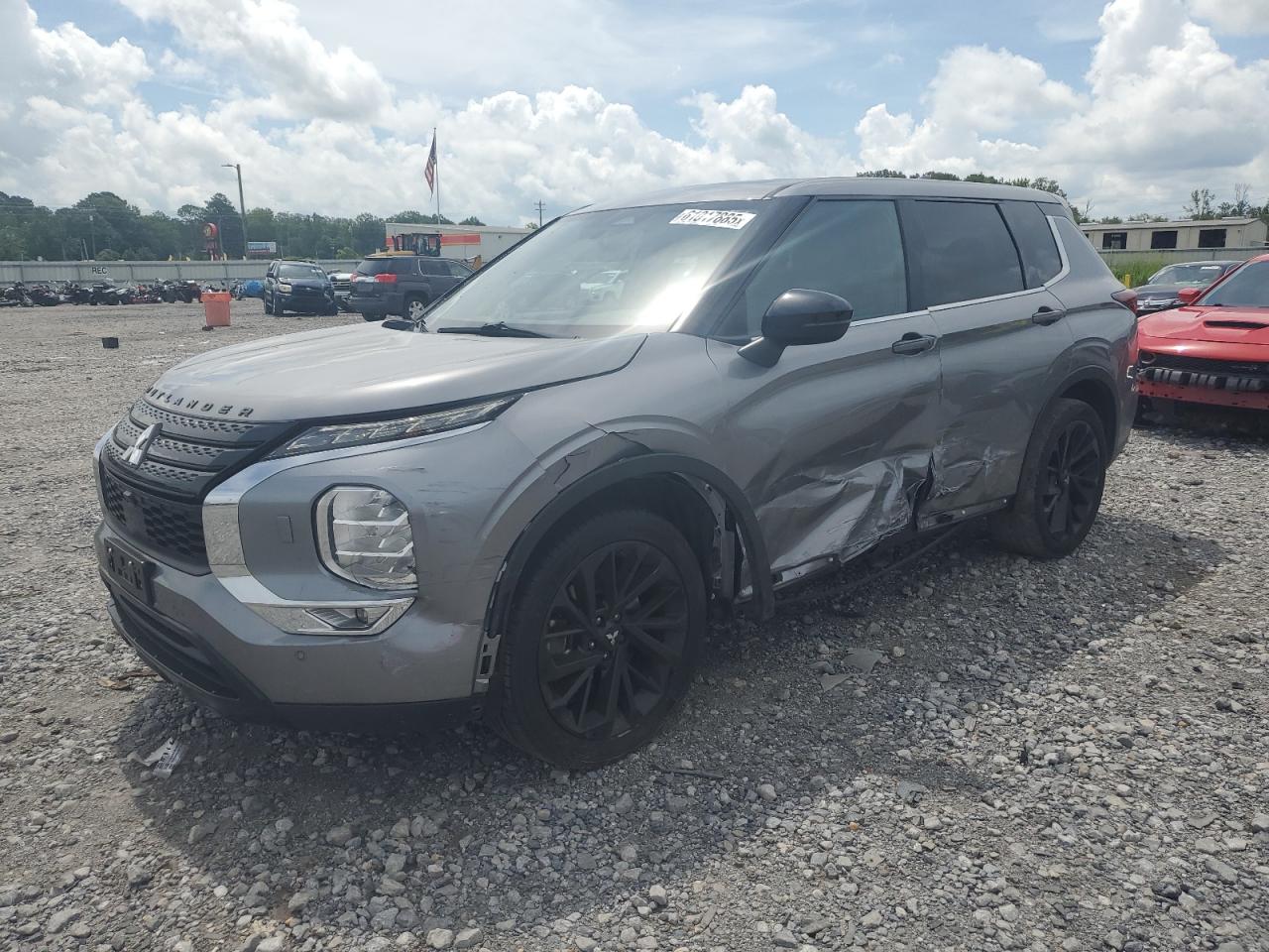 MITSUBISHI OUTLANDER SE