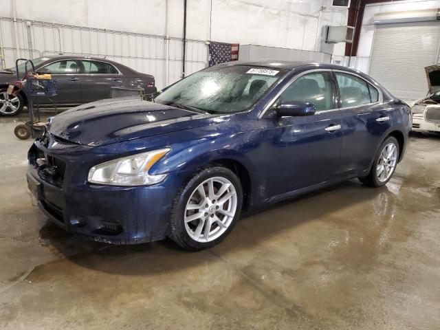 NISSAN MAXIMA S
