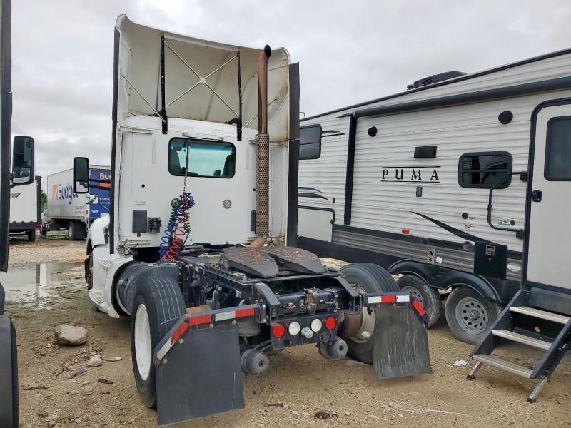 KENWORTH T680 2015 white tractor diesel 1XKYA48X8FJ443772 photo #4