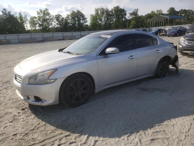 NISSAN MAXIMA S