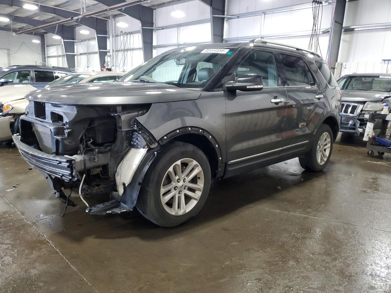 FORD EXPLORER XLT