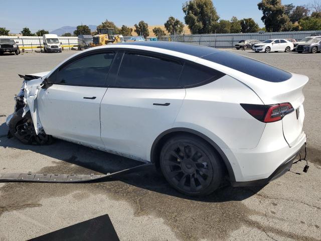 2022 TESLA MODEL Y 7SAYGDEE8NF480763