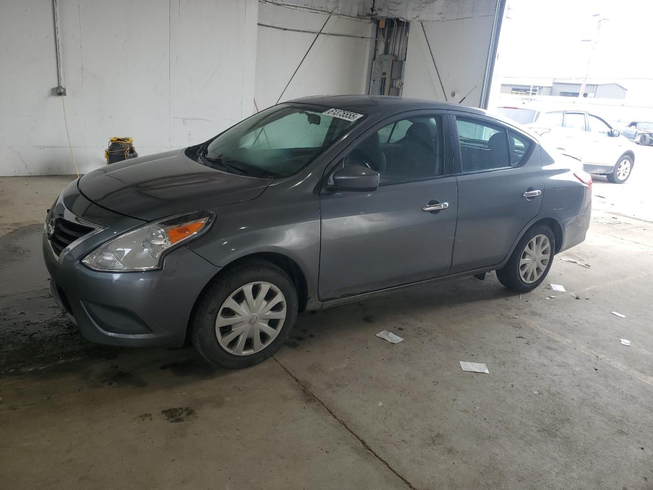 NISSAN VERSA S