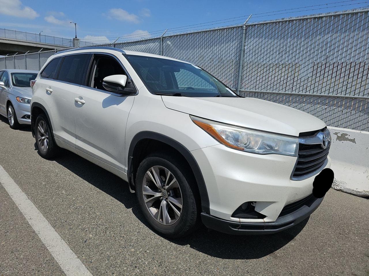 TOYOTA HIGHLANDER XLE
