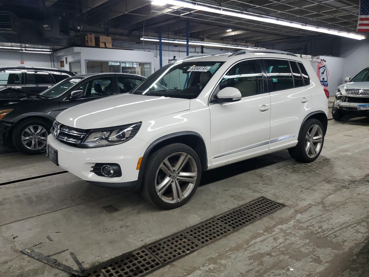 VOLKSWAGEN TIGUAN S