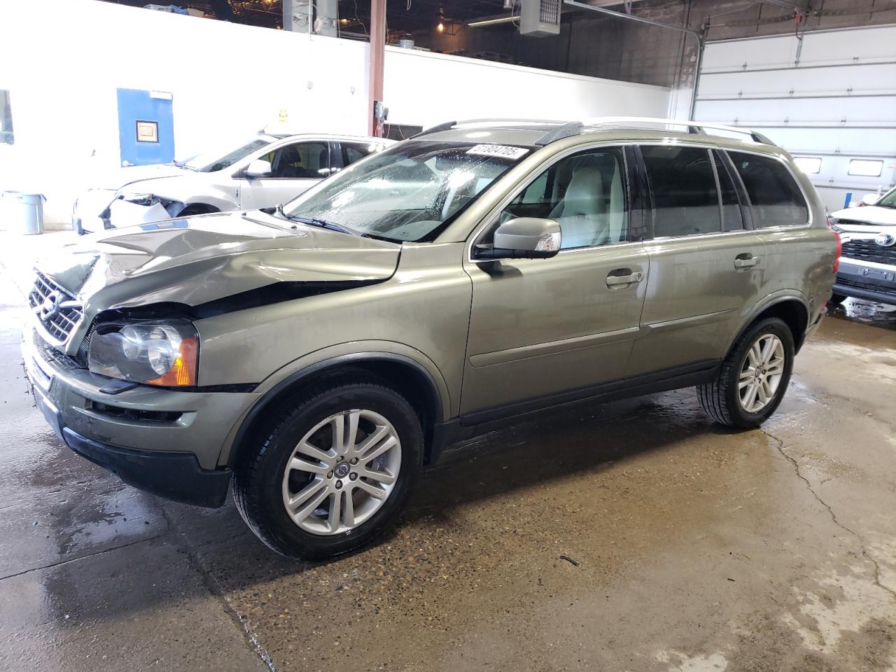 VOLVO XC90 3.2