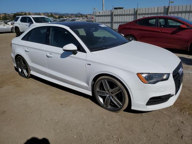 2016 AUDI A3 PREMIUM WAUA7GFF6G1072438