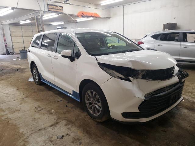 2021 TOYOTA SIENNA LE 5TDKSKFC7MS023634